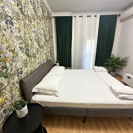Apartment Green Home Tirana